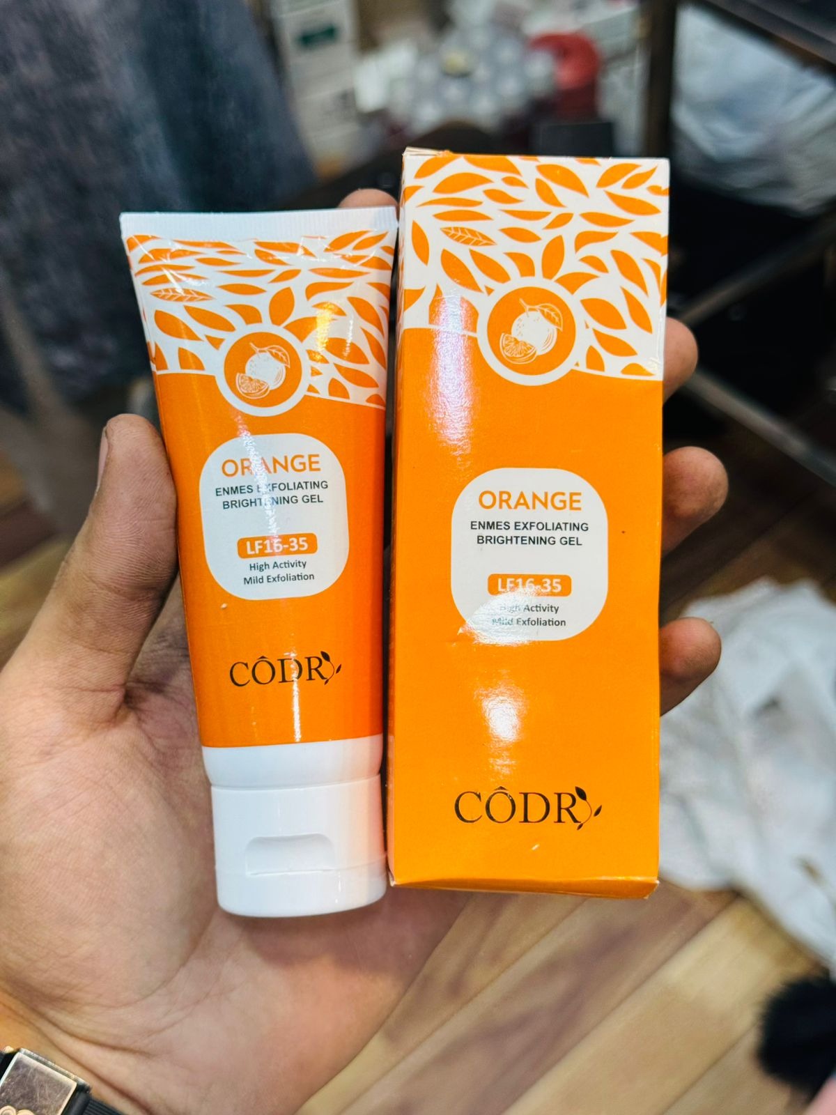 Orange Enzyme Exfoliating Gel – 60g | Brightening, Nourishing & Citrus Skincare for Radiant, Glowing, Healthy Skin thumbnail 2