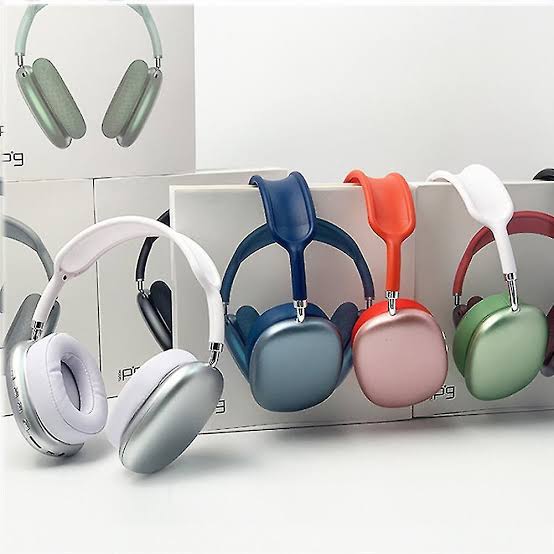 P9 Wireless Bluetooth Headphones | Deep Bass Sound | Comfortable Fit & Long Battery Life thumbnail 2