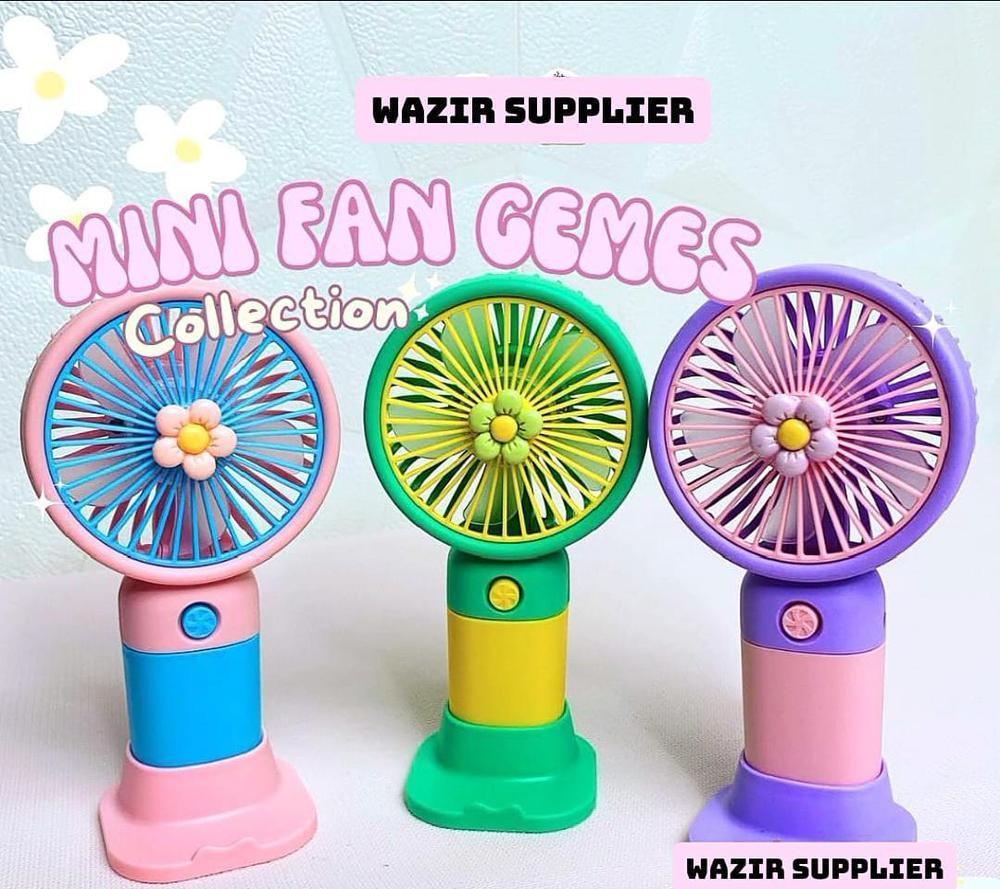 Mini Portable Fan 1.5W Fast Charge Multicolor thumbnail 4